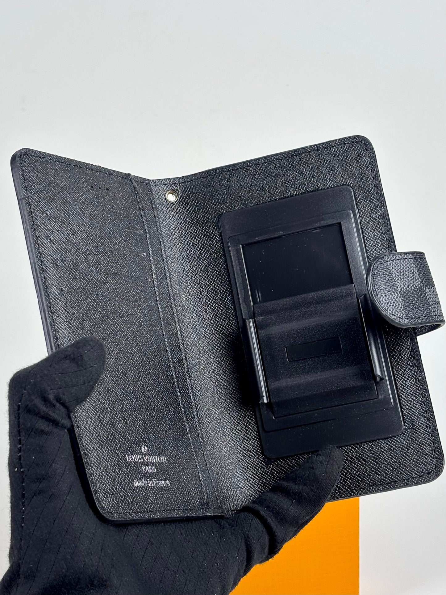 Imported Mobile Pouch