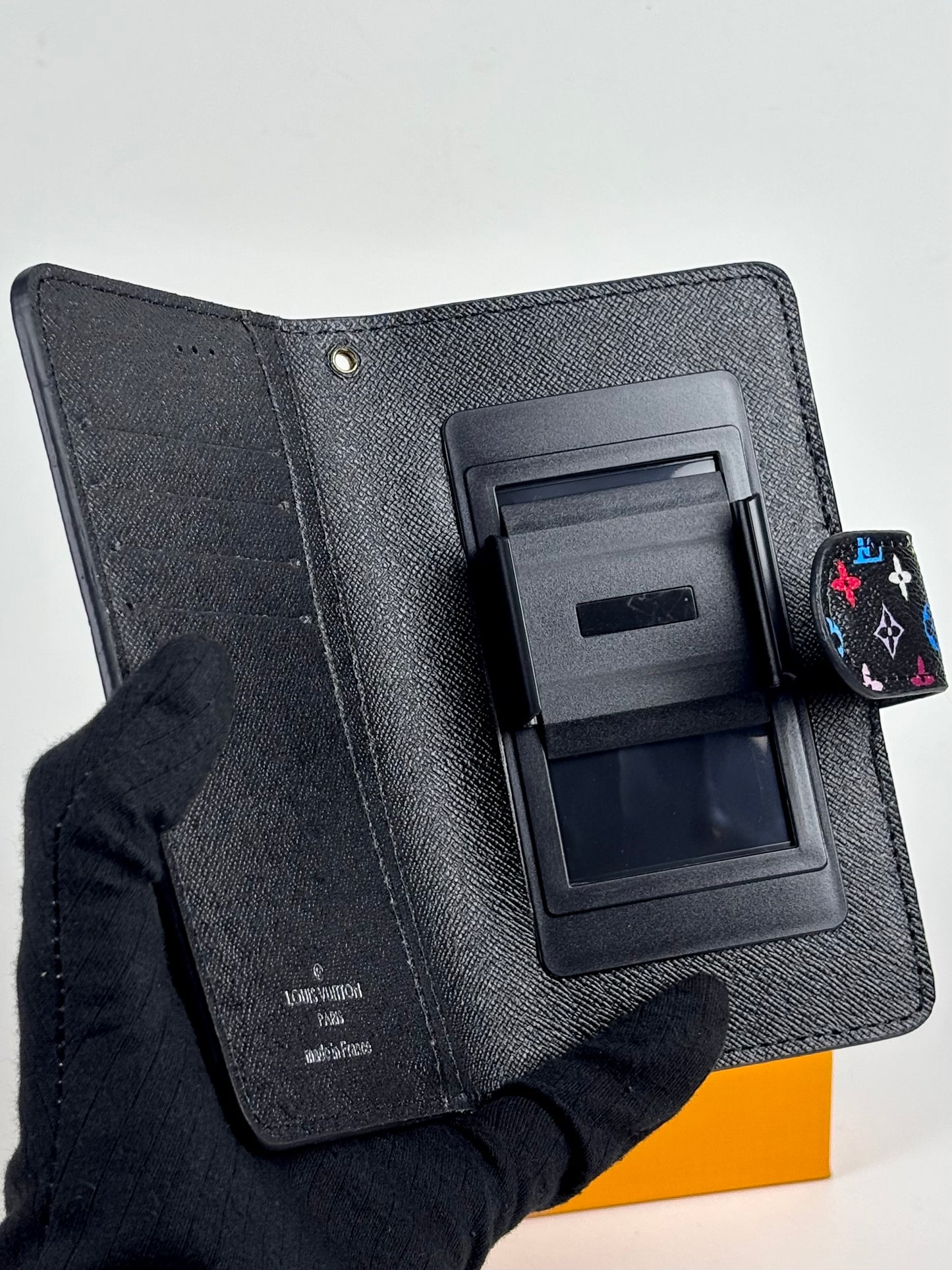 Imported Mobile Pouch