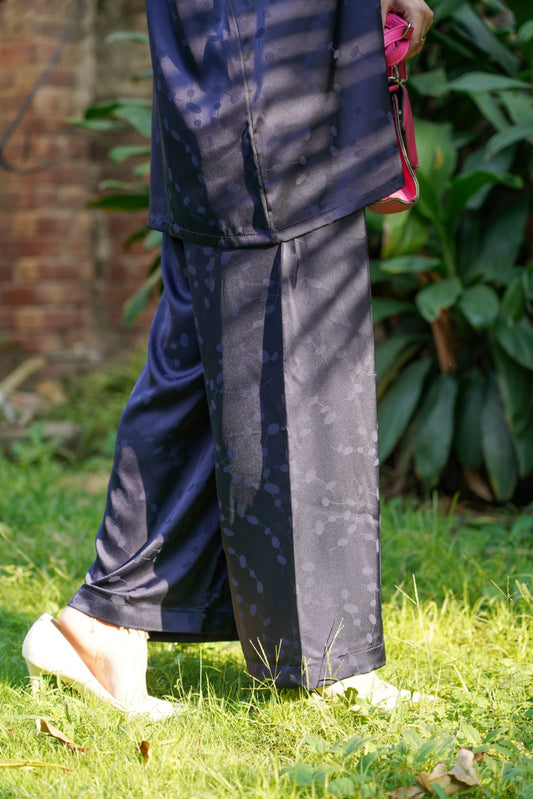Printed Gown with Inner & Straight Bottom